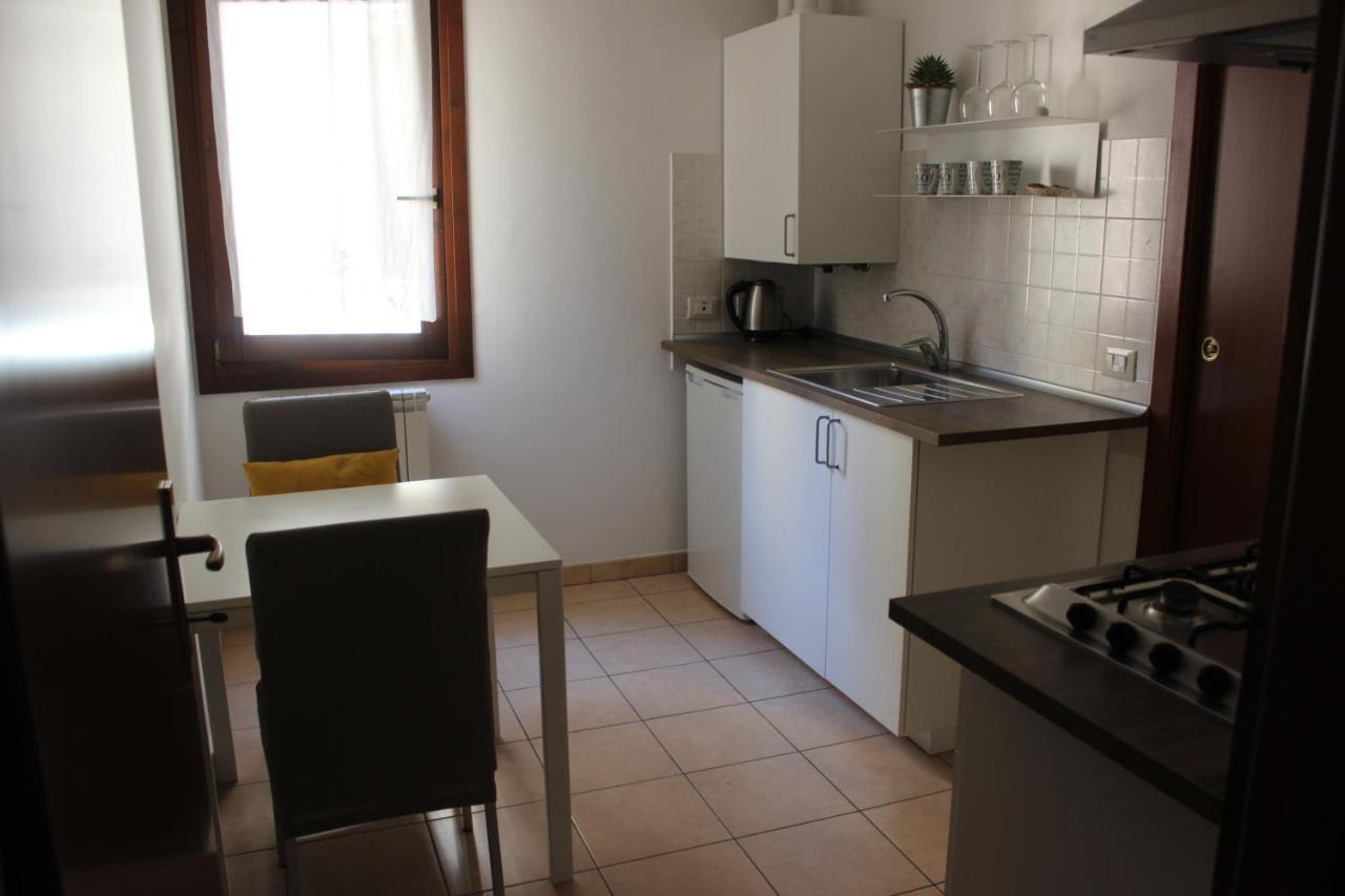 Casa Vacanze Giorgetta 2-3 Piano Chioggia Luaran gambar